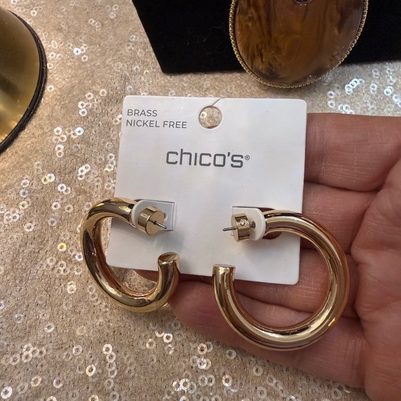 NWT Chico’s Animal double-sided Necklace with hoop / post earrings - Picture 4 of 9